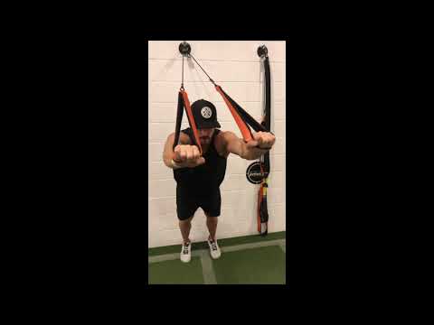 Jeremy Scott Fitness Instagram Video-?Suspension Trainer Circuit ?