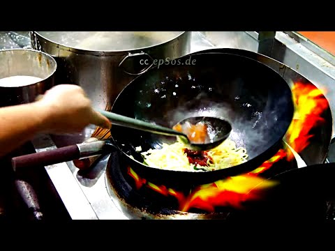 How to Cook Fried Noodles in Chinese Wok Properly.