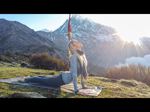 Full Body Yoga Workout | Weight Loss & Toning Mountain Bootcamp – 4000m