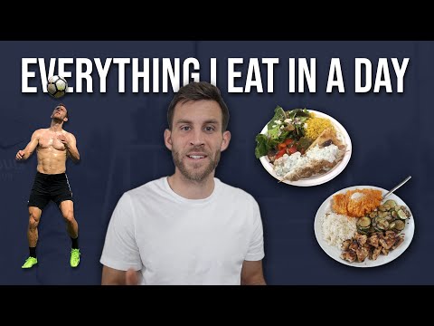 A Pro Footballer’s Full Meal Plan | What Do They Eat Every Day?